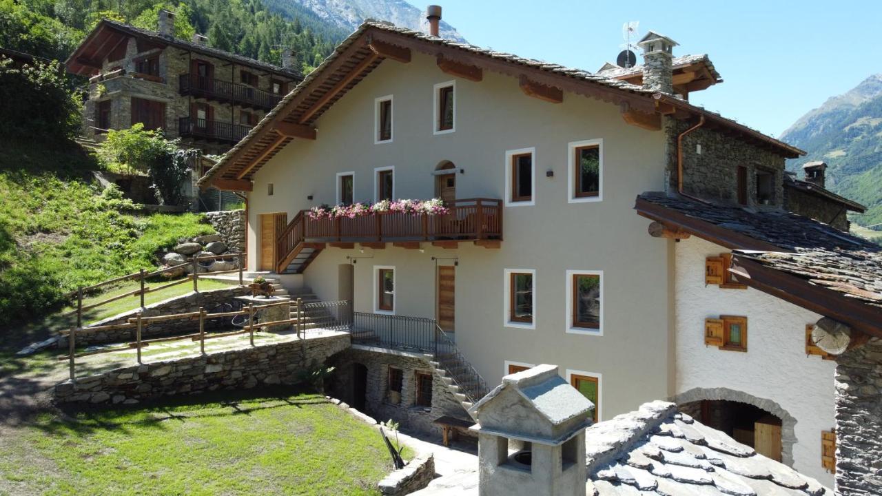 Lo Micho - Le Four Des Alpes Apartment Rhemes-Saint-Georges Bagian luar foto