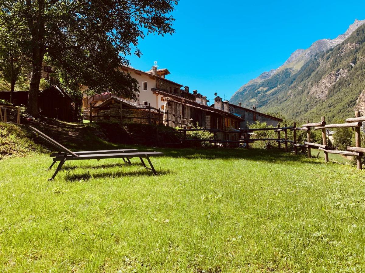 Lo Micho - Le Four Des Alpes Apartment Rhemes-Saint-Georges Bagian luar foto